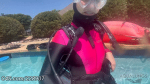 www.aqualungs50.com - POV Dive Buddy 20 thumbnail